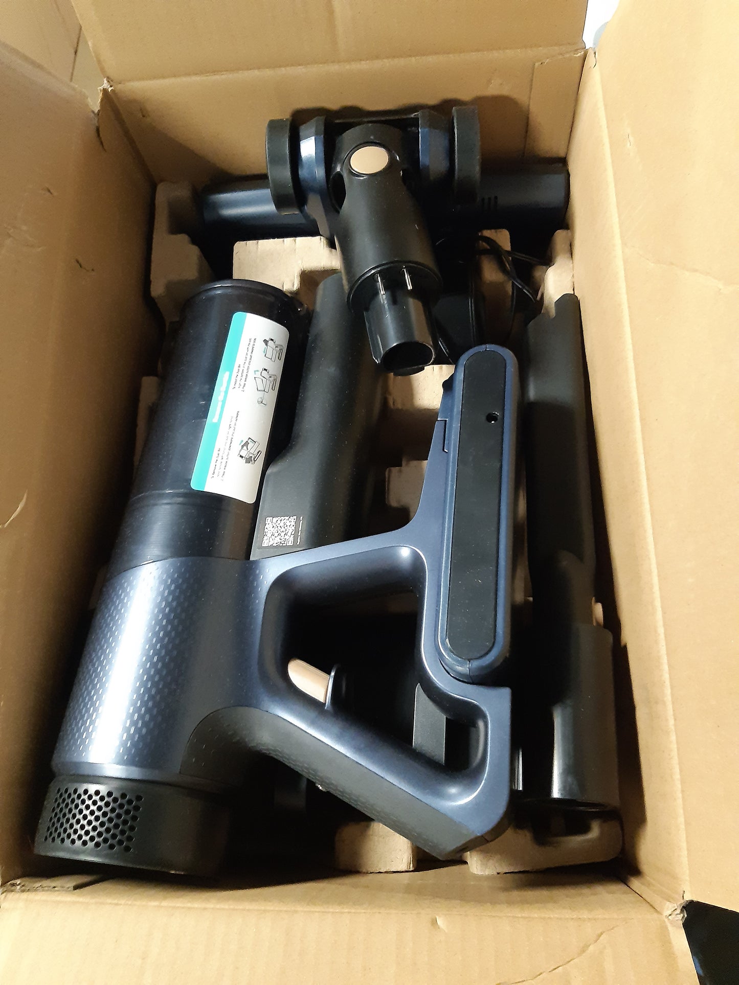 166726 - VEXILAR V12 Fshesë pa Tel, 450W, 50min Autonomi, 50kPa, me Furçë Kundër Ngatërresës, Me Dritë Jeshile, Motor pa Furça, për Dysheme të Forta, Qilima, dhe Qime Kafshësh Shtëpiake