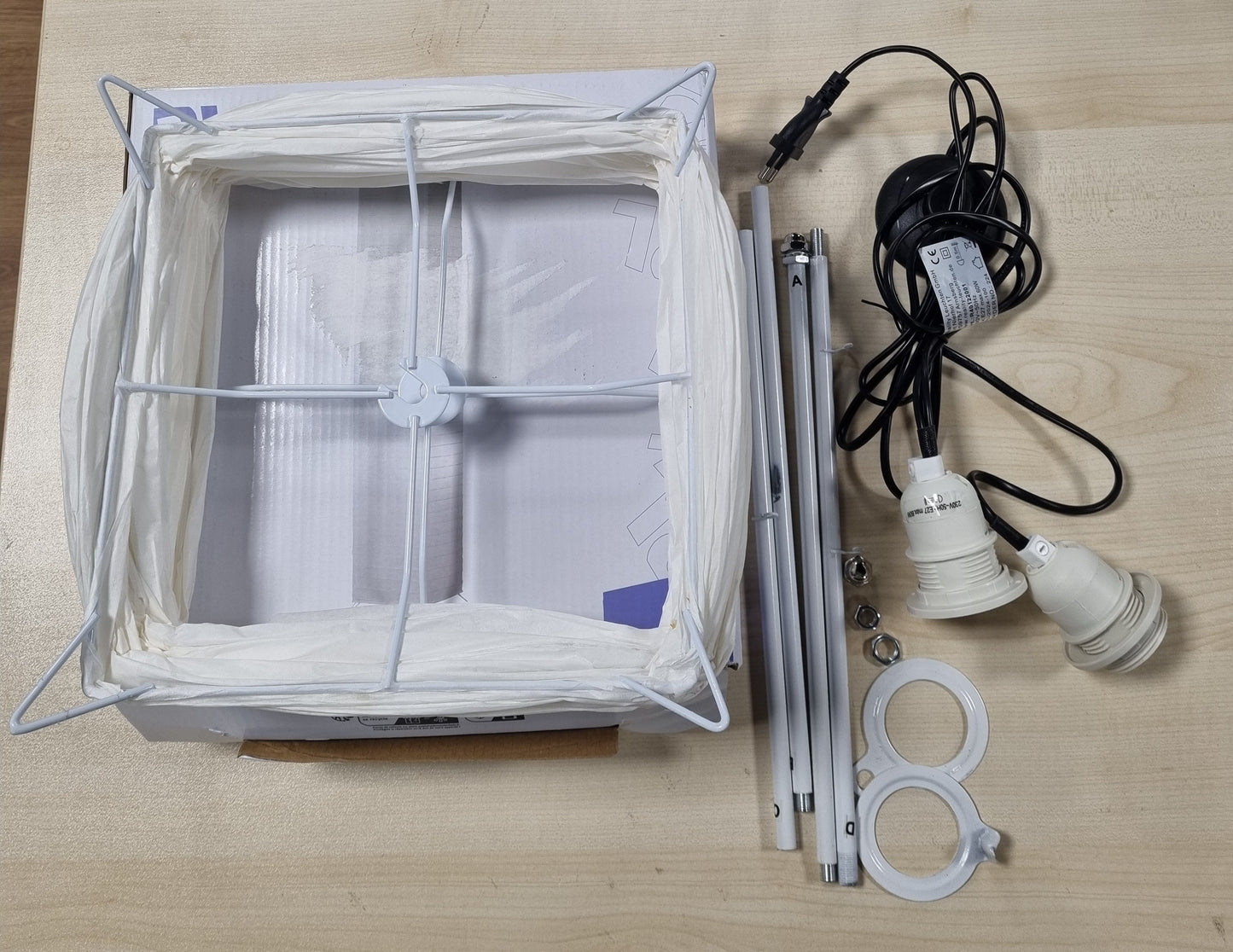 235283 - Reality Leuchten Llambë dyshemeje prej letre, 2xE27 maksimumi 60 W pa llamba, 130 cm, R40122001