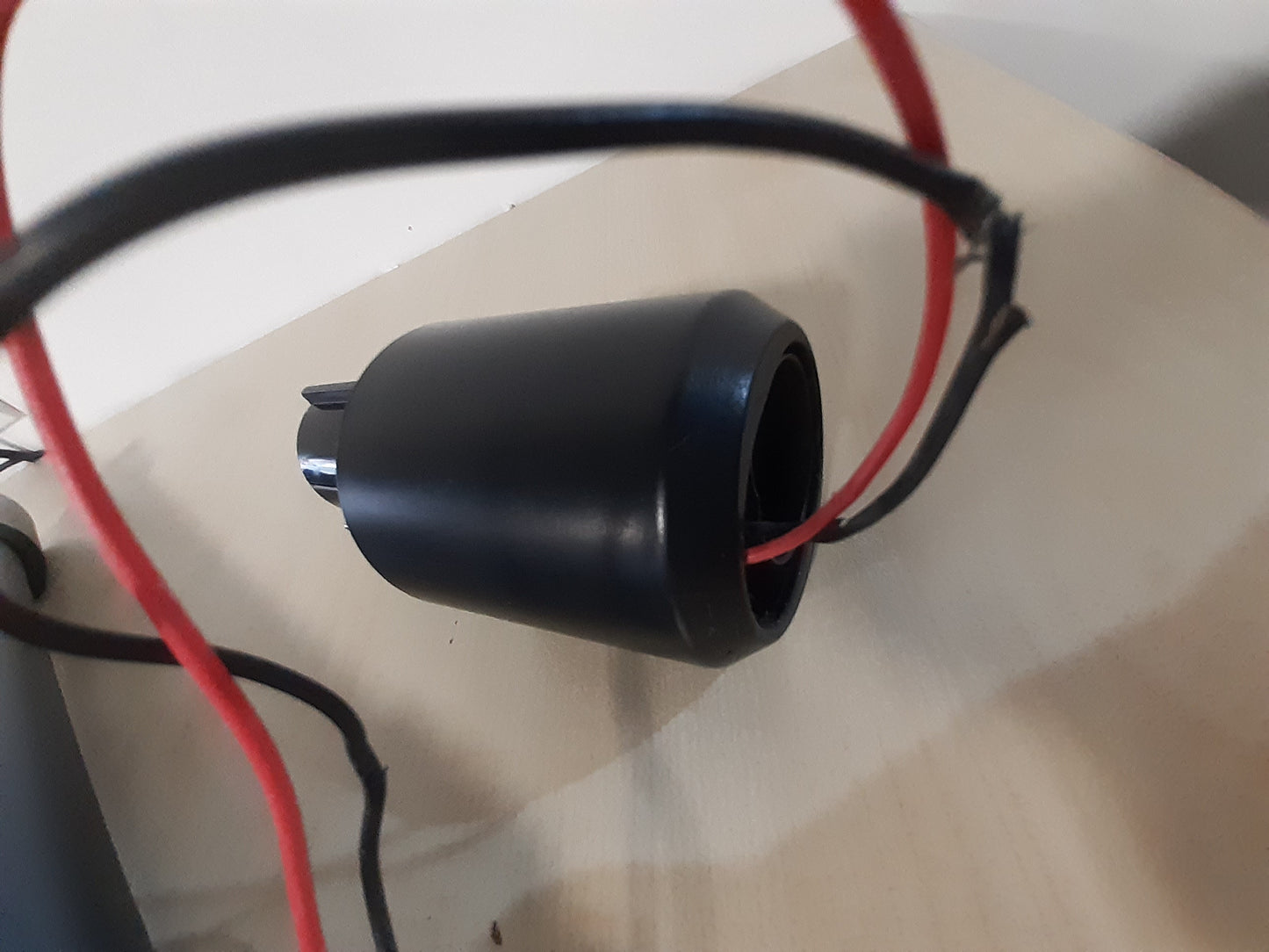 166726 - VEXILAR V12 Fshesë pa Tel, 450W, 50min Autonomi, 50kPa, me Furçë Kundër Ngatërresës, Me Dritë Jeshile, Motor pa Furça, për Dysheme të Forta, Qilima, dhe Qime Kafshësh Shtëpiake